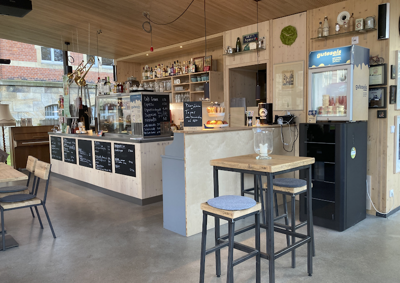 neusi's - Jazz & Bike Repair-Café