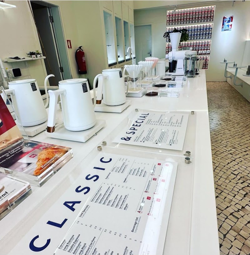Illy espresso White Lady Coffee Alfama