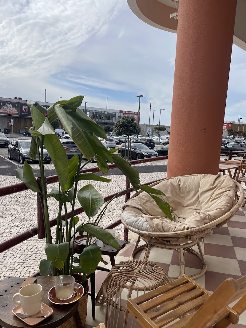 48 Casulo - Warung Coffee Shop
