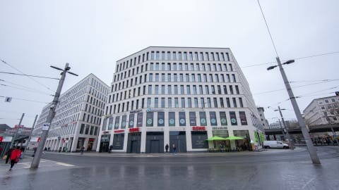 Signature by Regus
